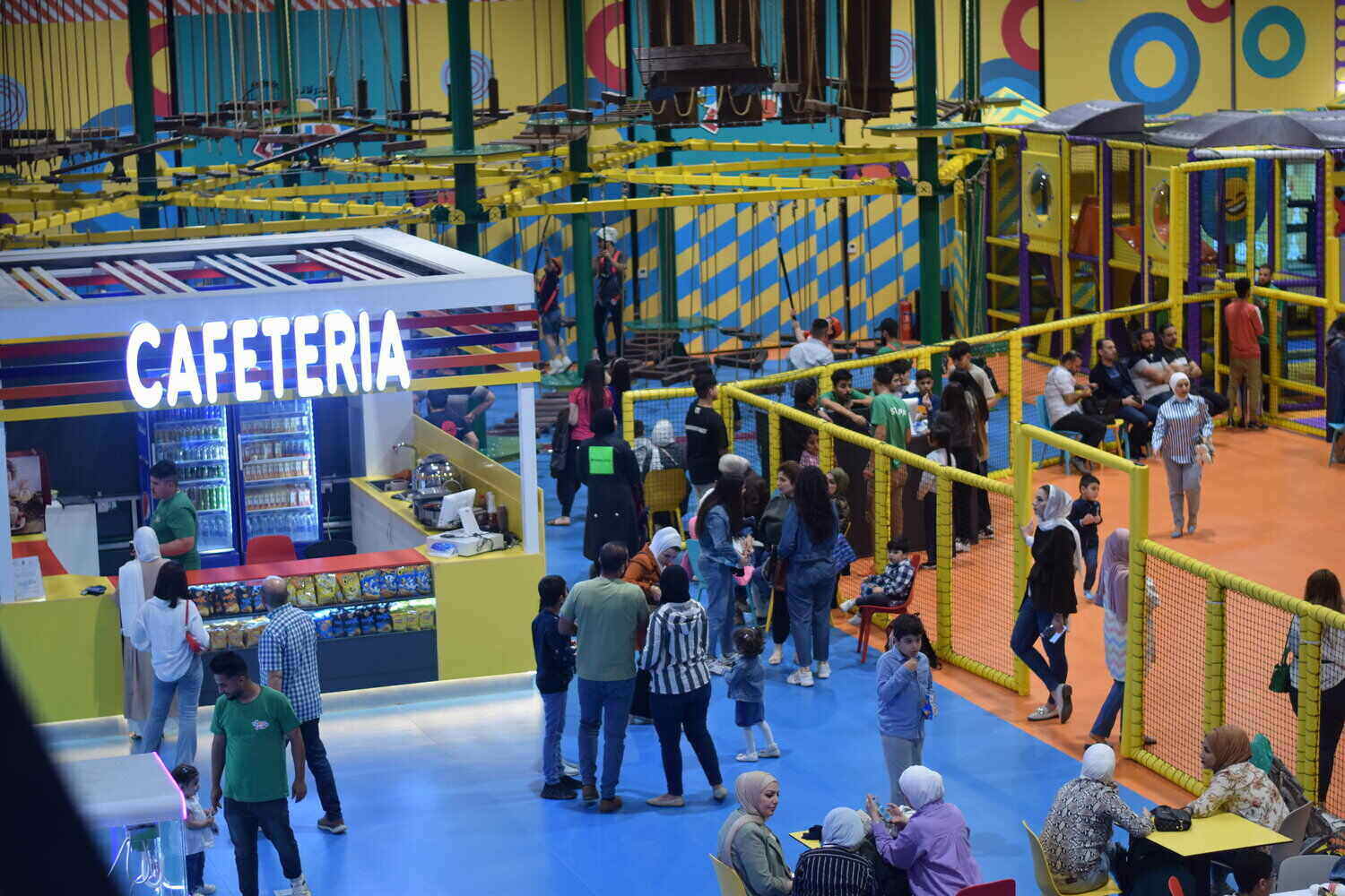 Wonderland Cafeteria